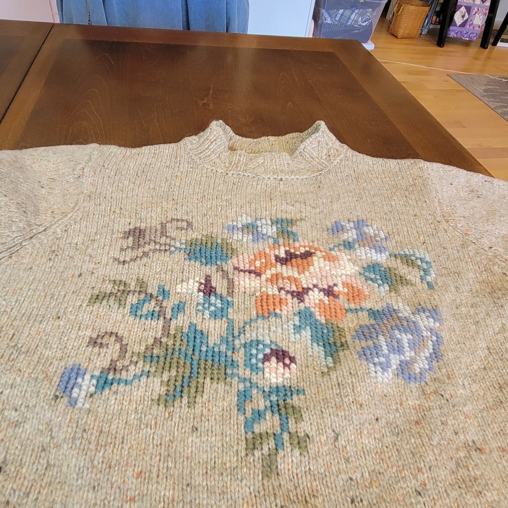 Laura Ashley Vintage 100% Wool Cable Knit Sweater Beige Marl Womens Small - Picture 12 of 16